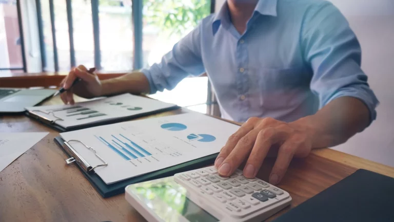 Qué es un broker hipotecario: definición e importancia para buscar una hipoteca en Málaga